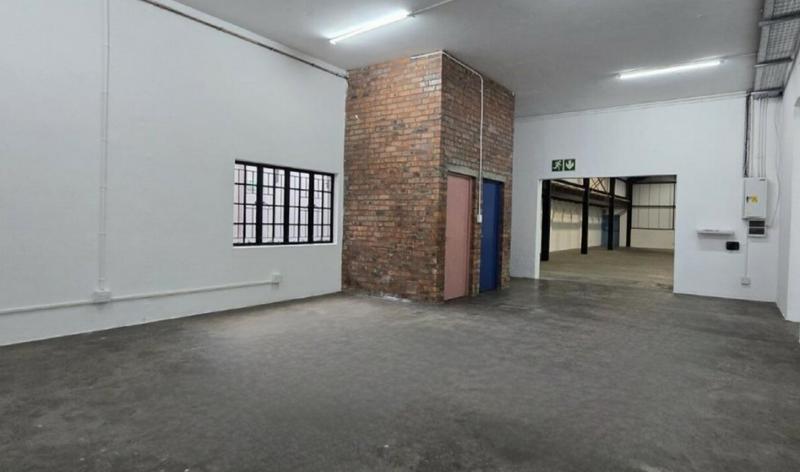 To Let Commercial Property for Rent in Maitland Western Cape